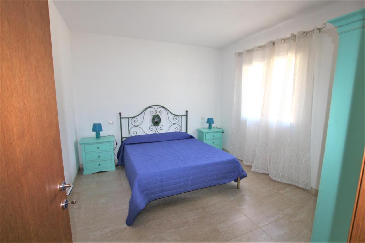 Sardinia Home Rent Badesi 4 - 5 - 6 Bagian luar foto
