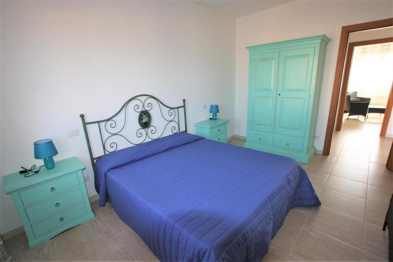 Sardinia Home Rent Badesi 4 - 5 - 6 Bagian luar foto