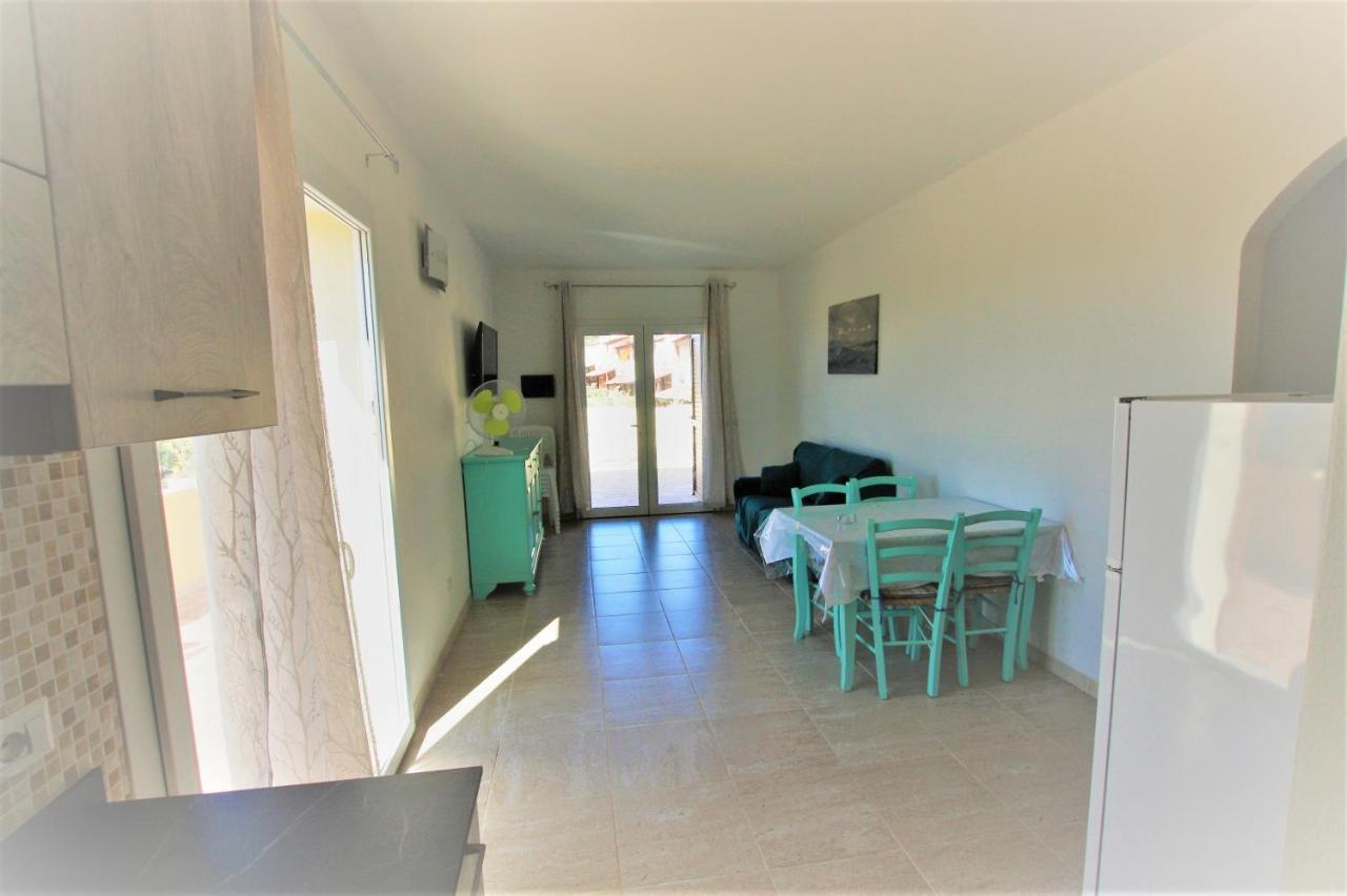 Sardinia Home Rent Badesi 4 - 5 - 6 Bagian luar foto
