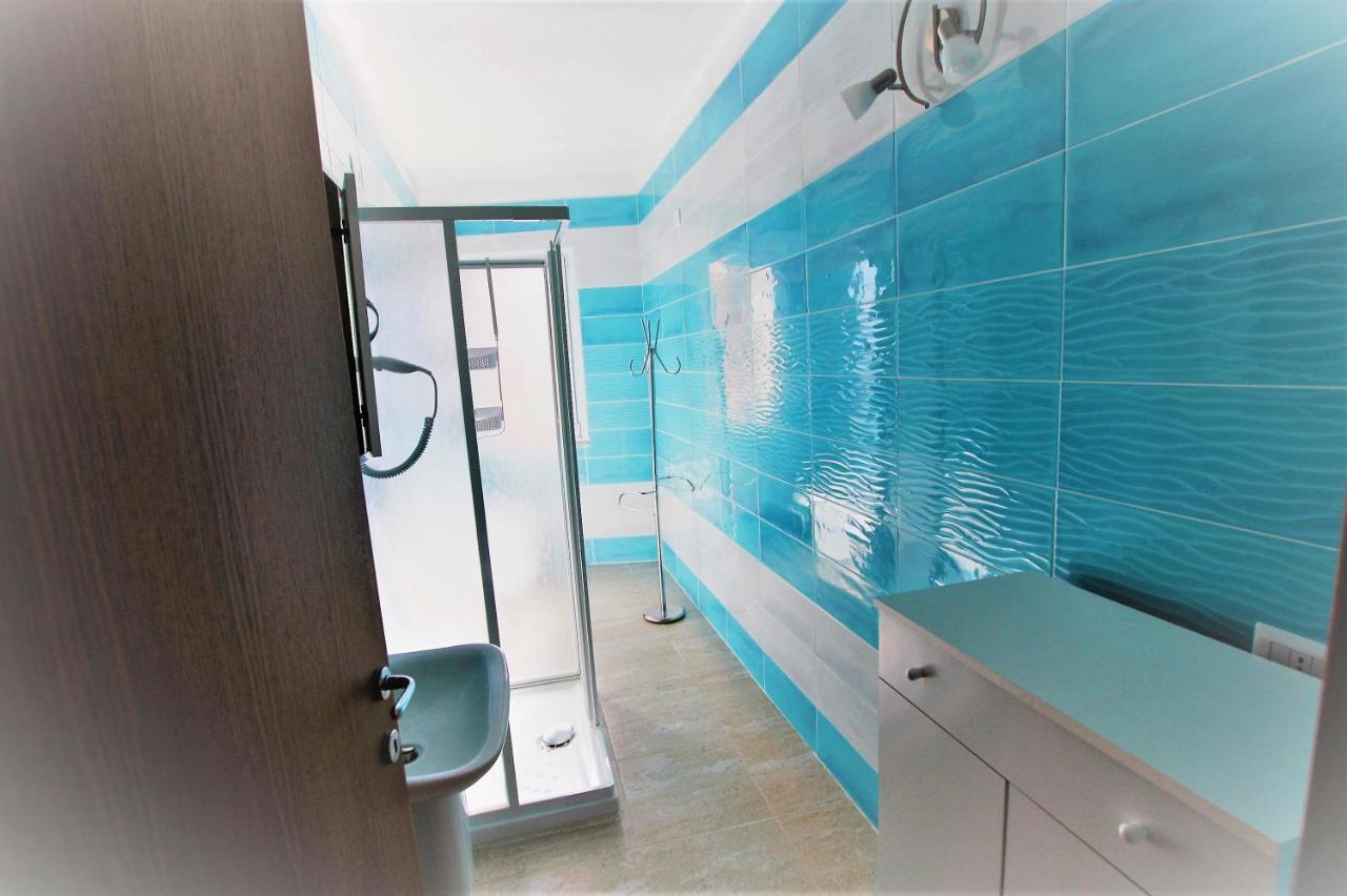 Sardinia Home Rent Badesi 4 - 5 - 6 Bagian luar foto