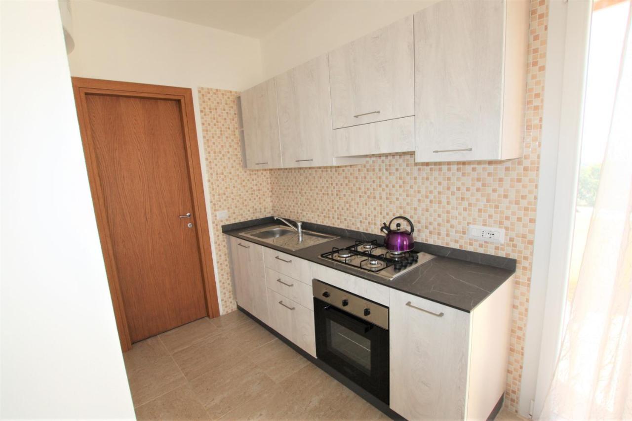 Sardinia Home Rent Badesi 4 - 5 - 6 Bagian luar foto