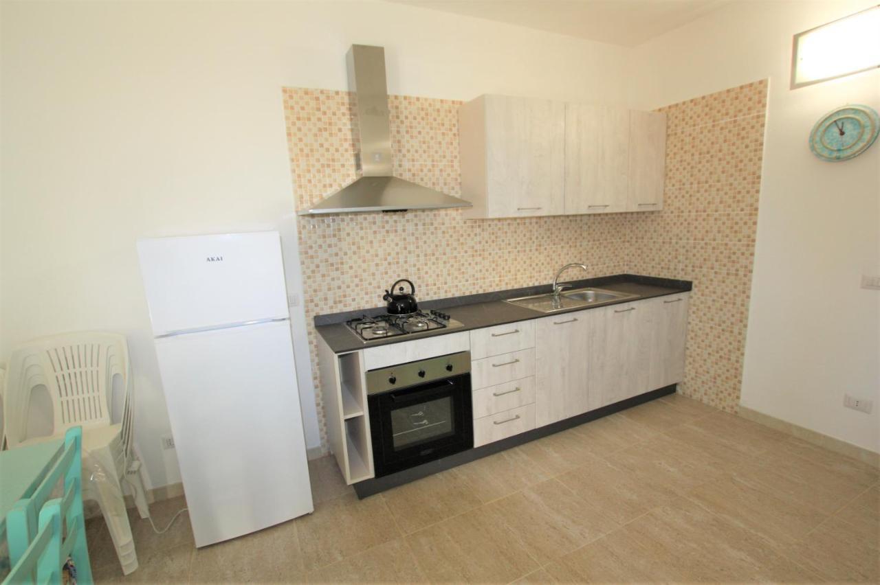 Sardinia Home Rent Badesi 4 - 5 - 6 Bagian luar foto