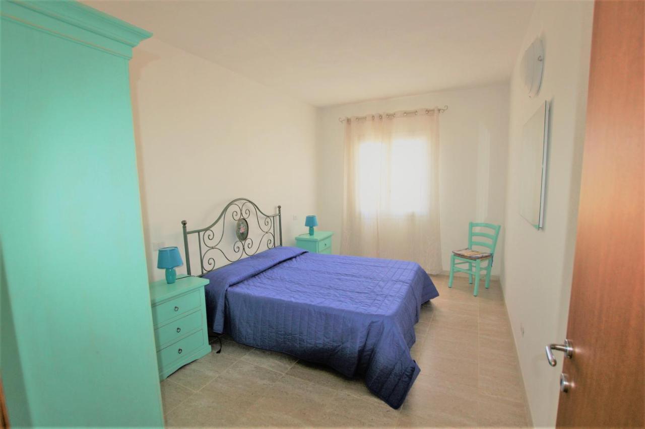 Sardinia Home Rent Badesi 4 - 5 - 6 Bagian luar foto